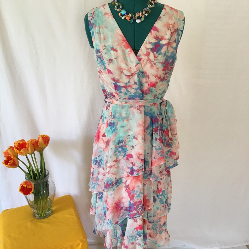 Tahari Dress by Arthur S Levine.  Size 4